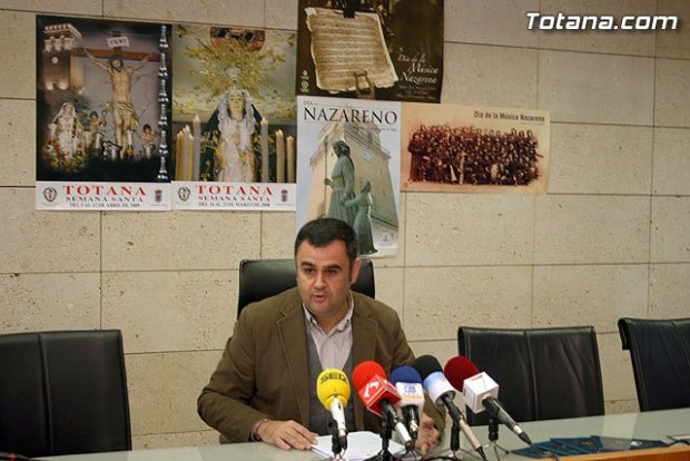 Totana mostrará al mundo el color y el esplendor de la Semana Santa en Fitur 2010 Totana mostrará al mundo el color y el esplendor de la Semana Santa en Fitur 2010