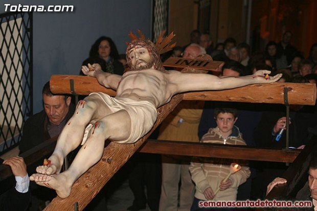 Vía Crucis de Hermandades y Cofradías. Vía Crucis de Hermandades y Cofradías.
