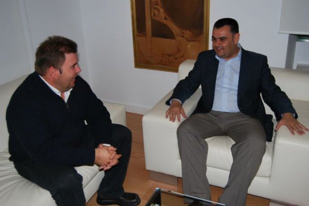 REUNIÓN DEL PRESIDENTE DEL CABILDO CON EL ALCALDE DE TOTANA REUNIÓN DEL PRESIDENTE DEL CABILDO CON EL ALCALDE DE TOTANA