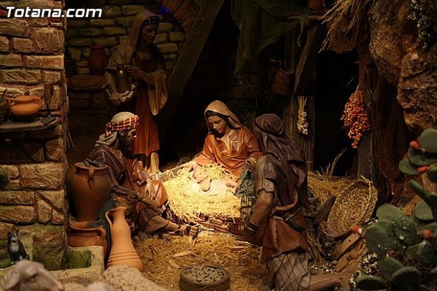 VISITA DE SS.MM. LOS REYES MAGOS DE ORIENTE A LA SEDE DE LA HERMANDAD DE JESÚS EN EL CALVARIO Y SANTA CENA VISITA DE SS.MM. LOS REYES MAGOS DE ORIENTE A LA SEDE DE LA HERMANDAD DE JESÚS EN EL CALVARIO Y SANTA CENA